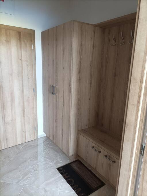 פרשוב Stylovy Apartman Zemplinska מראה חיצוני תמונה